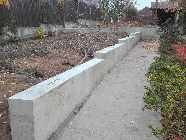 Строительство фундамента под забор в деревне Залесье